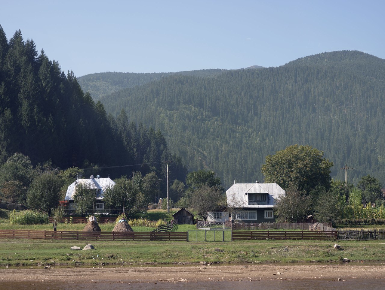 DN17B, Romania - Eva Avril photographie